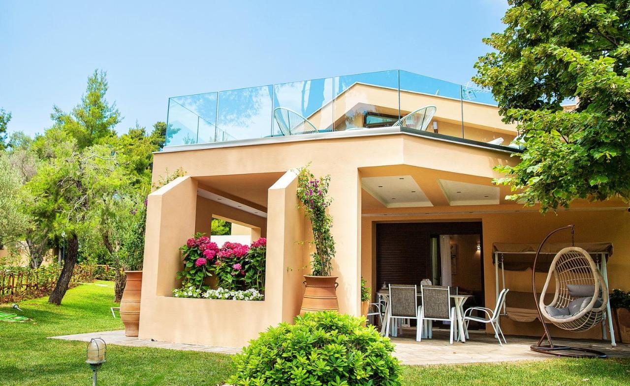 Anemone Villa With Outdoor Hot Tub, Sani Luxury Villas Collection ภายนอก รูปภาพ